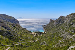 Lattice paths illustration